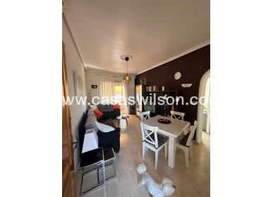 Sale - Bungalow - Torrevieja - Aguas Nuevas