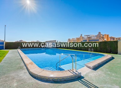 Sale - Townhouse - Torrevieja - La Siesta