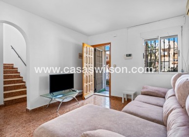 Sale - Townhouse - Torrevieja - La Siesta