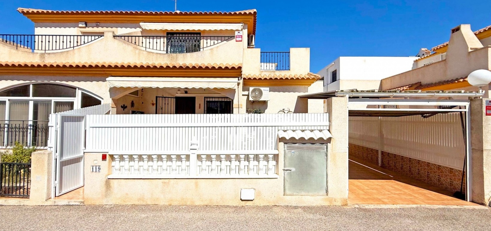 Sale - Townhouse - Orihuela Costa - Playa Flamenca