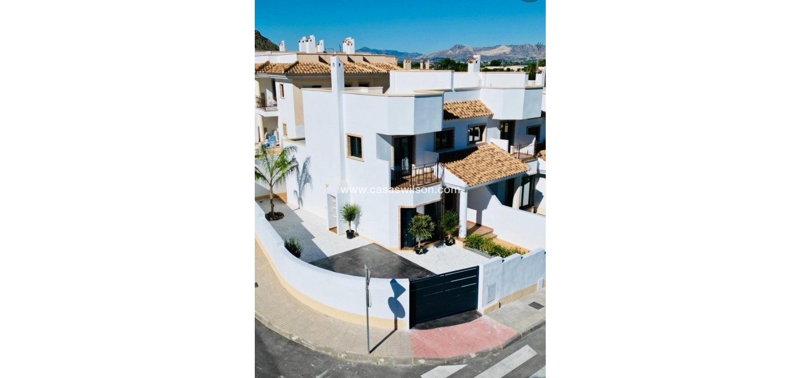 New Build - Townhouse - Cox - San Fernando