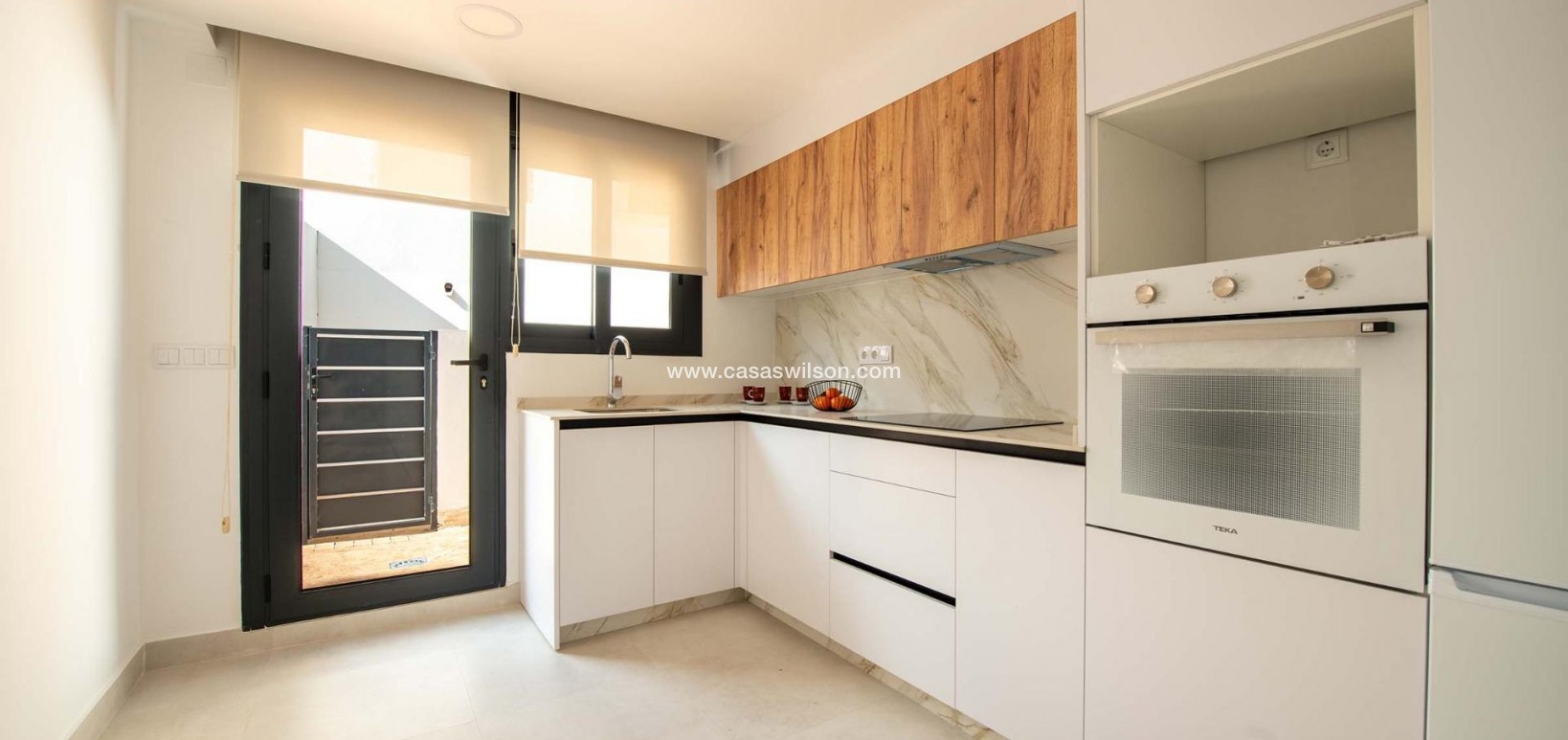 New Build - Townhouse - Cox - San Fernando