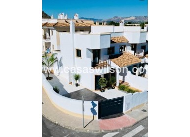 New Build - Bungalow - Cox - San Fernando