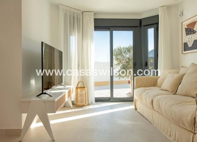 New Build - Bungalow - Cox - San Fernando