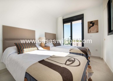 New Build - Bungalow - Cox - San Fernando