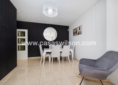 Sale - Appartement - Torrevieja - Centro