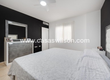 Sale - Appartement - Torrevieja - Centro
