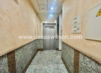 Venta - Apartamento - Torrevieja - Centro