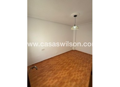 Venta - Apartamento - Torrevieja - Zona Los Frutales