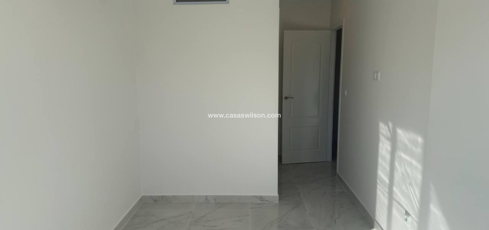 Sale - Townhouse - Torrevieja - Aguas Nuevas