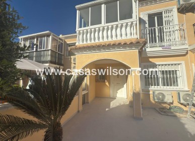 Sale - Townhouse - Torrevieja - Aguas Nuevas