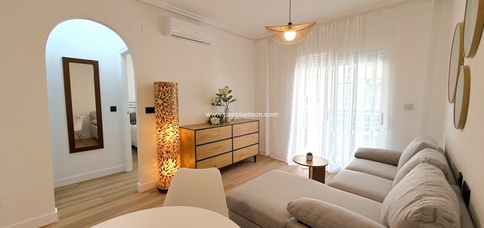 Sale - Apartment - Torrevieja - Costa Blanca