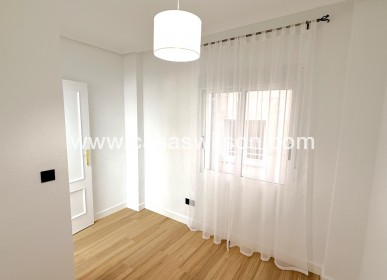 Sale - Apartment - Torrevieja - Costa Blanca