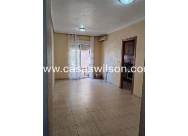 Sale - Apartment - Torrevieja - Centro