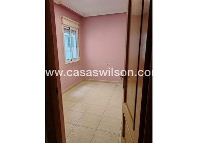 Sale - Apartment - Torrevieja - Centro
