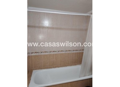 Sale - Apartment - Torrevieja - Centro