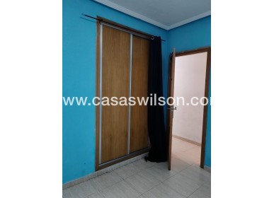 Sale - Apartment - Torrevieja - Centro