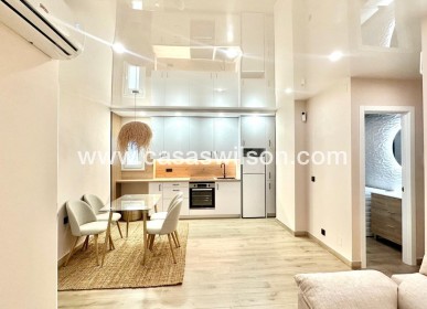 Sale - Apartment - Torrevieja - Centro