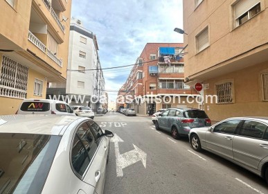 Sale - Apartment - Torrevieja - Centro