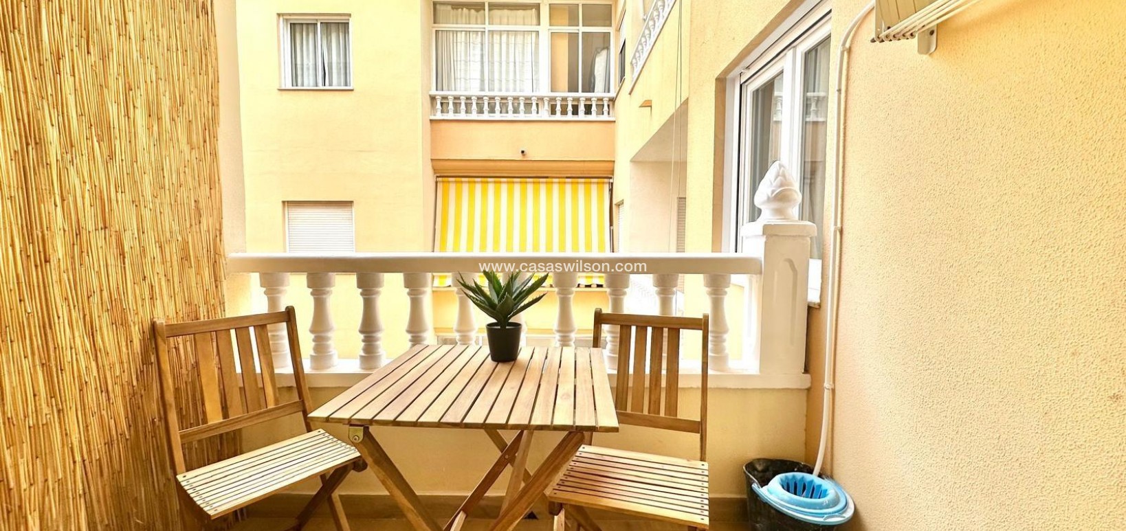 Sale - Apartment - Torrevieja - Centro