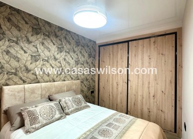 Sale - Apartment - Torrevieja - Centro