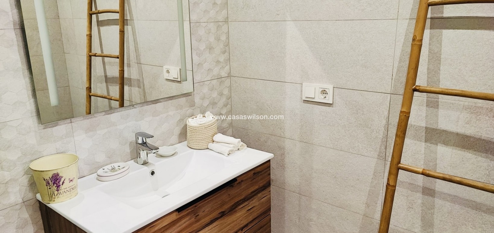 Sale - Apartment - Torrevieja - Costa Blanca