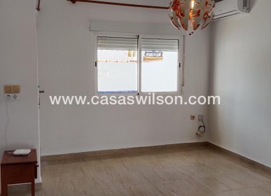 Sale - Townhouse - Torrevieja - Los Balcones