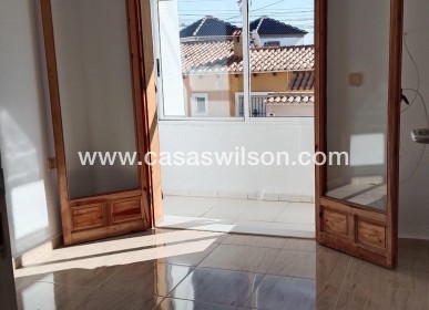 Sale - Townhouse - Torrevieja - Los Balcones