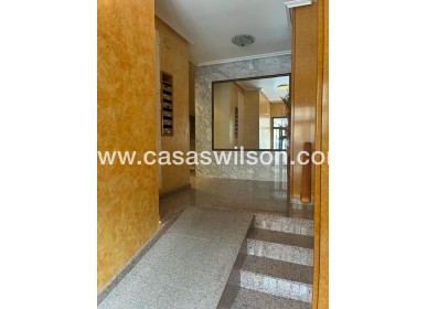 Sale - Apartment - Almoradí - centro