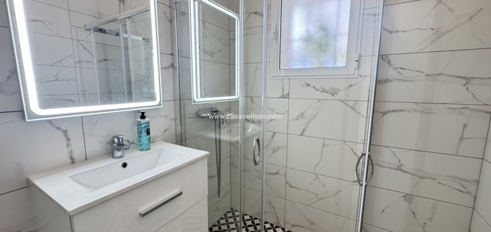 Sale - Villa - Villamartin - Villamartín