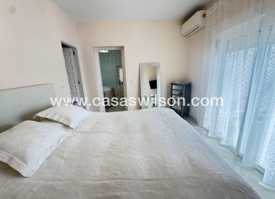 Sale - Villa - Villamartin - Villamartín