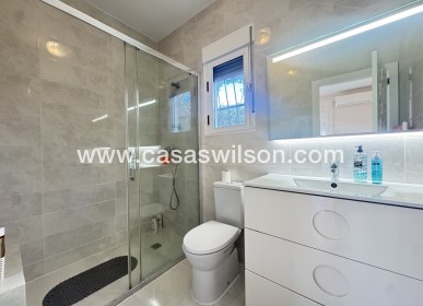 Sale - Villa - Villamartin - Villamartín