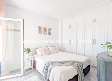 Sale - Appartement - Torrevieja - Costa Blanca