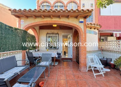 Sale - Townhouse - Torrevieja - Costa Blanca