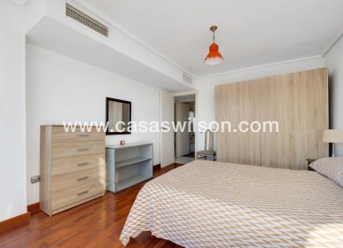 Venta - Apartamento - Torrevieja - Centro