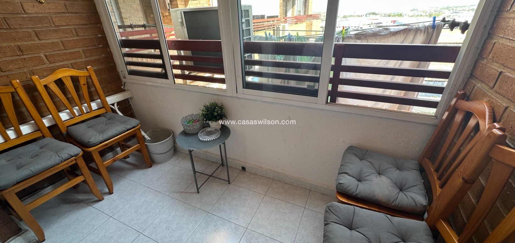 Sale - Apartment - Torrevieja - Centro