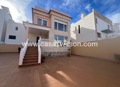 Sale - Villa - Orihuela Costa - Villamartín-Las Filipinas