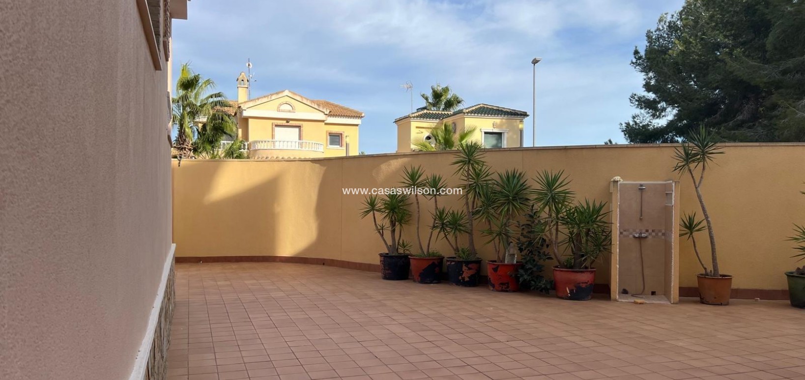 Sale - Villa - Orihuela Costa - Villamartín-Las Filipinas