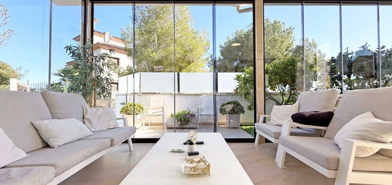 Sale - Villa - Orihuela Costa - Villamartín