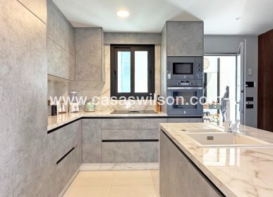 Sale - Villa - Orihuela Costa - Villamartín