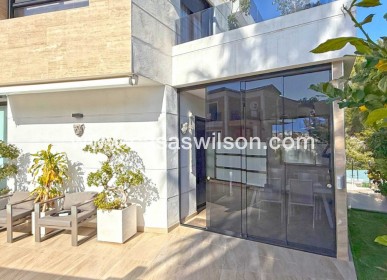 Sale - Villa - Orihuela Costa - Villamartín