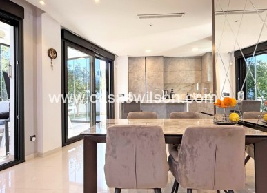 Sale - Villa - Orihuela Costa - Villamartín