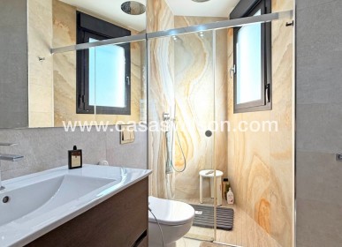 Sale - Villa - Orihuela Costa - Villamartín