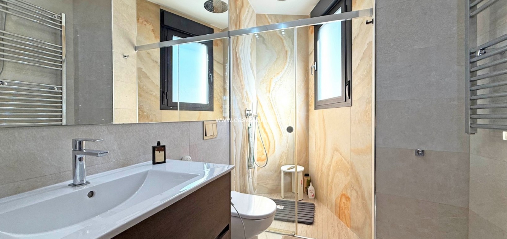 Sale - Villa - Orihuela Costa - Villamartín