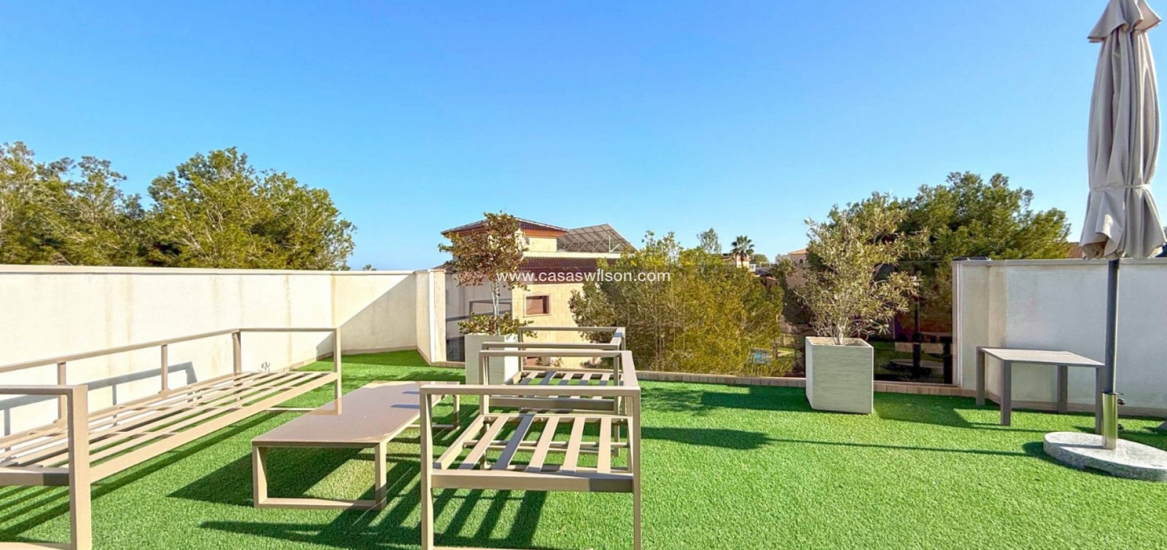 Sale - Villa - Orihuela Costa - Villamartín