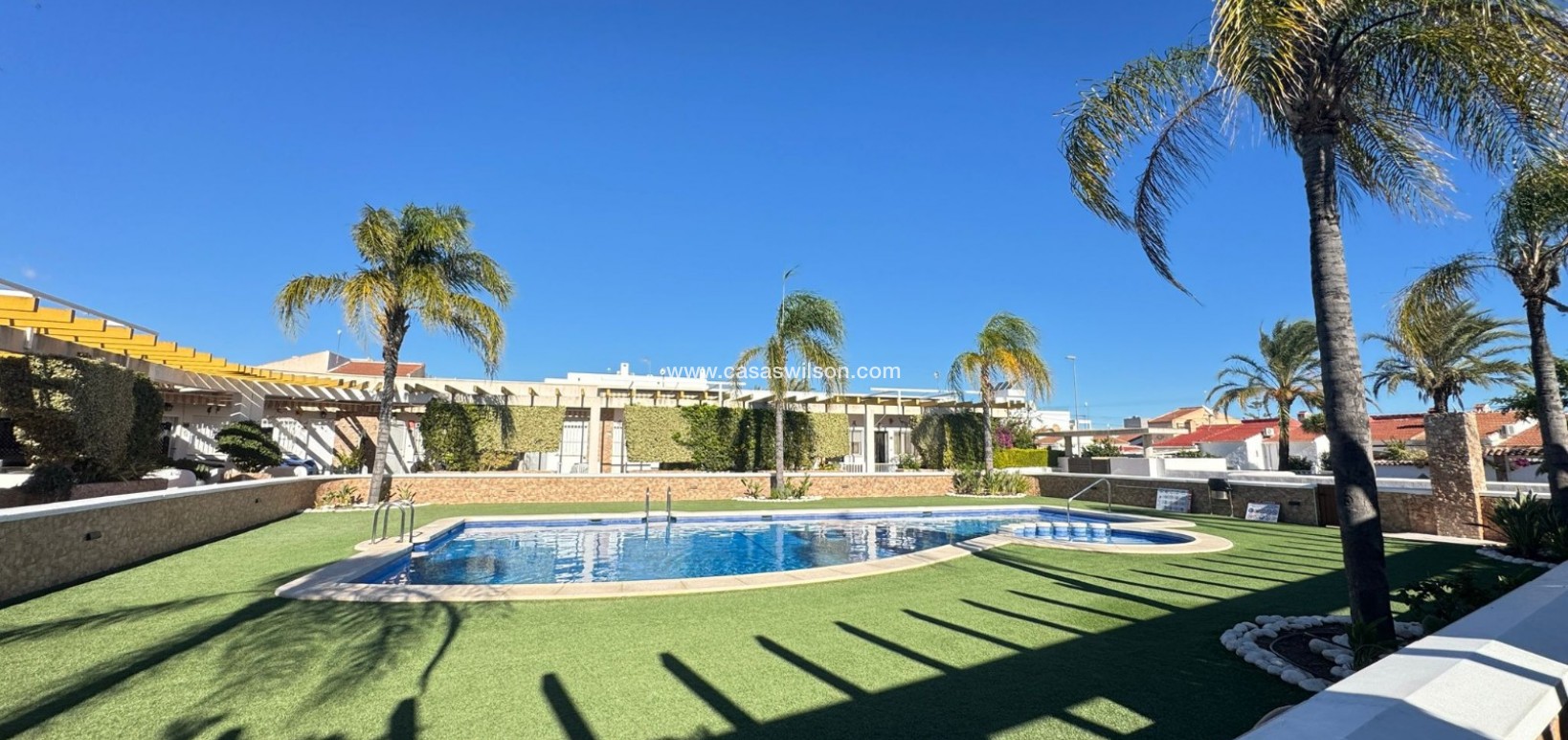 Sale - Townhouse - Pilar de la Horadada - Costa Blanca