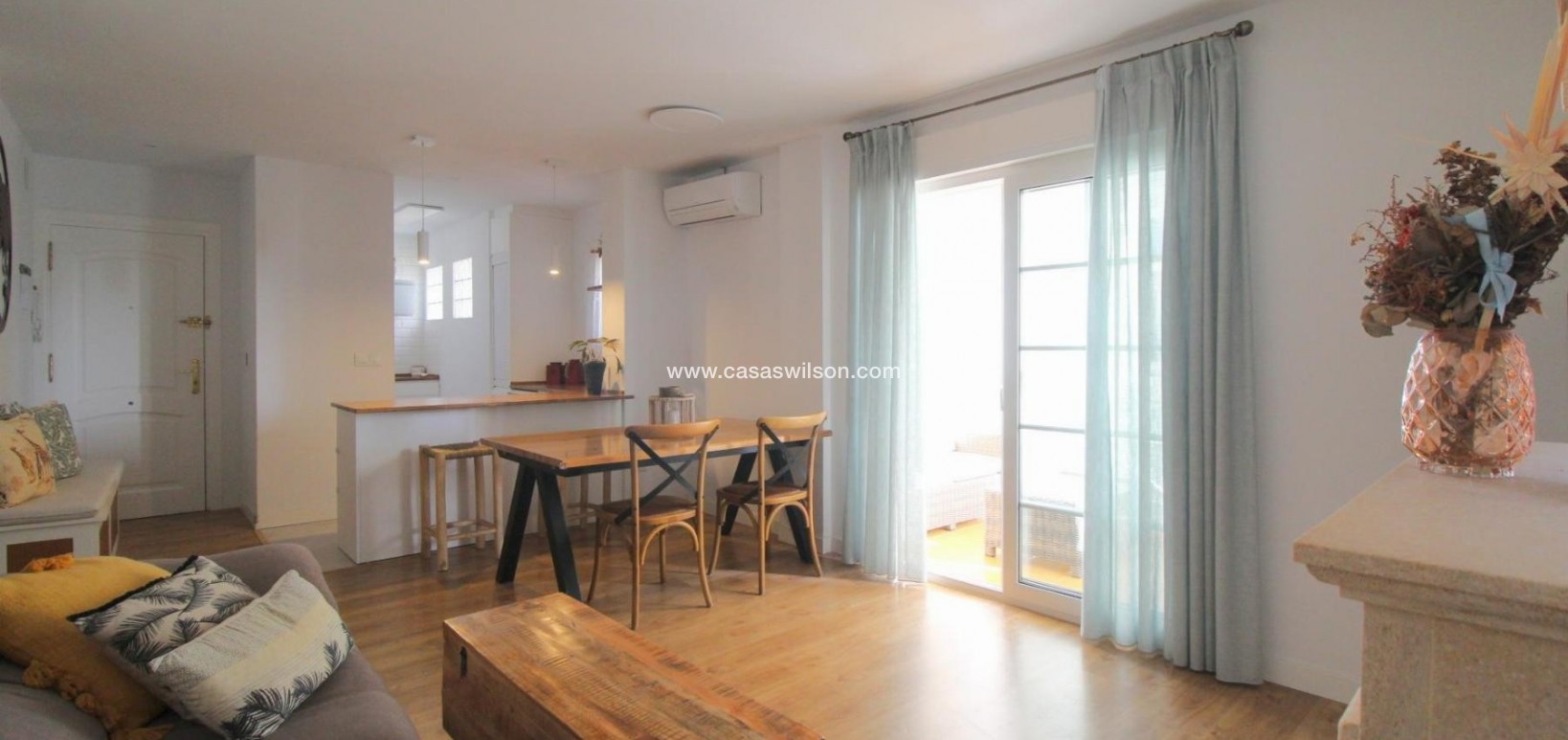 Sale - Apartment - Torrevieja - Costa Blanca