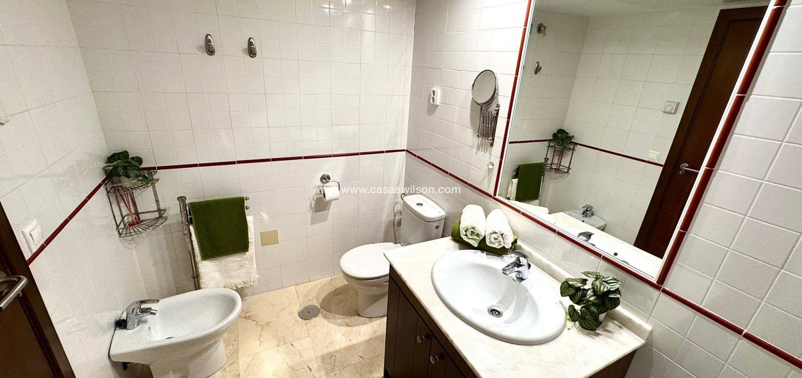 Sale - Apartment - Torrevieja - Punta prima