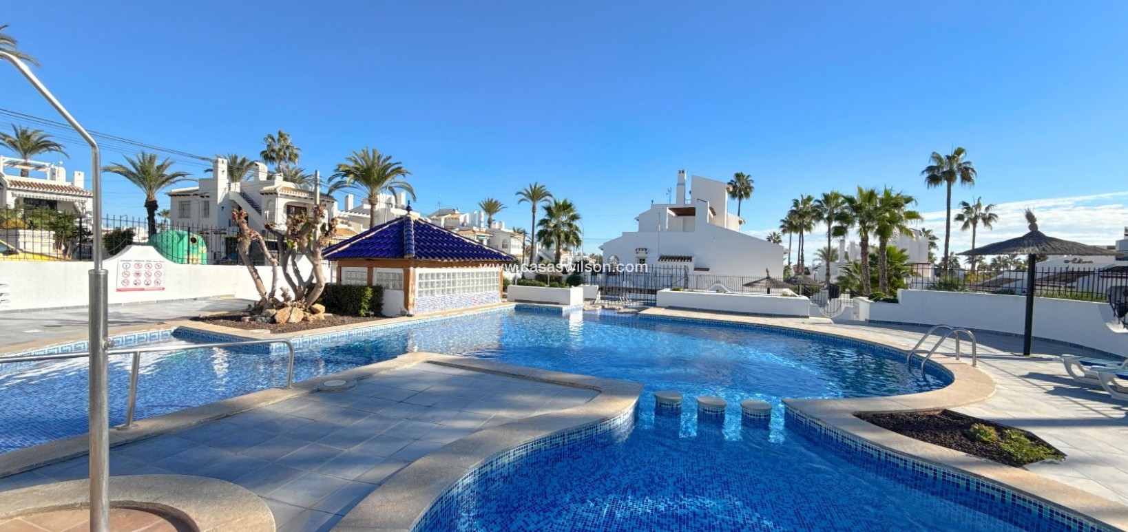 Sale - Townhouse - Villamartin