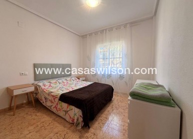 Sale - Bungalow - Orihuela Costa - Costa Blanca
